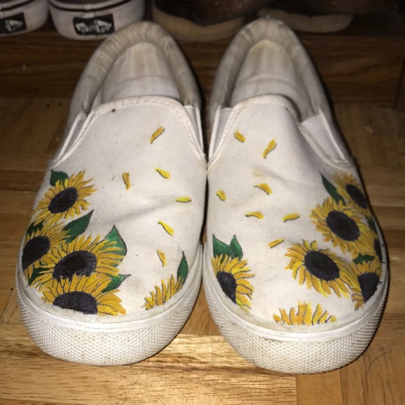 Custom vans - Picture 3 of 5